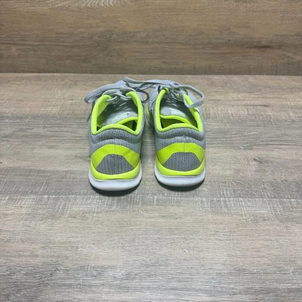 Nike In-Season Gray Athletic Shoes Women's Size 7.5